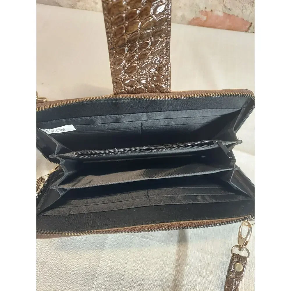 Womens Wallet Crossbody Bag Tan Brown Crocodile Embossed Removable Strap